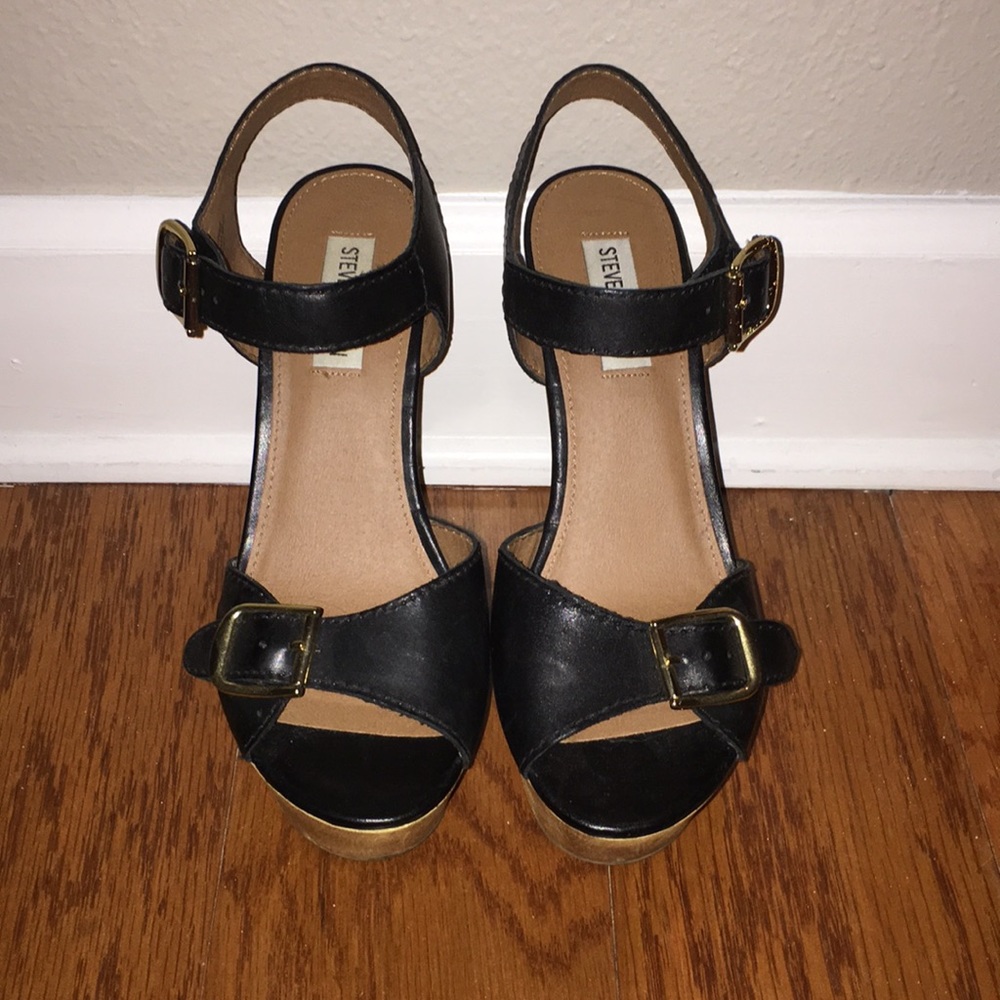Steve Madden Wedges